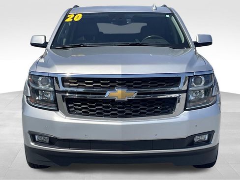 Used 2020 Chevrolet Suburban LT image 9