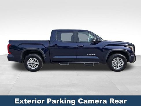 Used 2022 Toyota Tundra SR5 w/ SR5 Premium Package RWD image 9