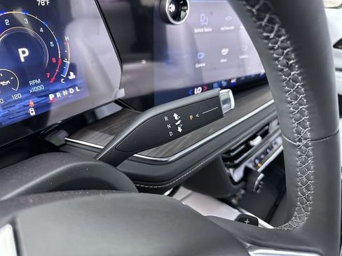New 2025 Chevrolet Tahoe Premier AWD/4WD image 16
