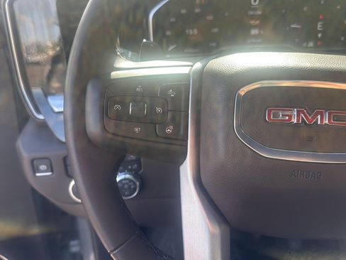 Used 2024 GMC Sierra 1500 SLT w/ SLT Premium Plus Package AWD/4WD image 21