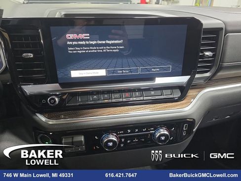 New 2026 GMC Sierra 1500 Elevation image 19