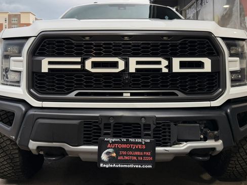 Used 2017 Ford F150 Raptor w/ Equipment Group 802A Luxury AWD/4WD image 8