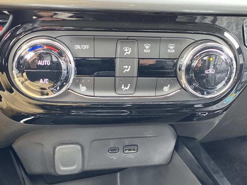 New 2026 Chevrolet Trax LT image 10