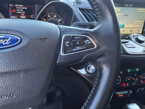 Used 2018 Ford Escape Titanium image 31