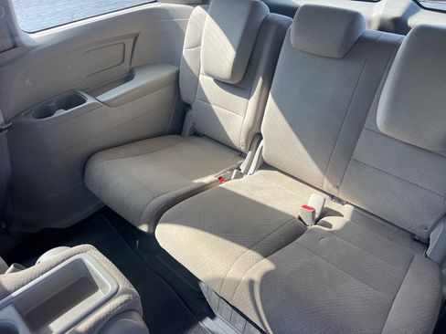 Used 2014 Honda Odyssey EX image 13