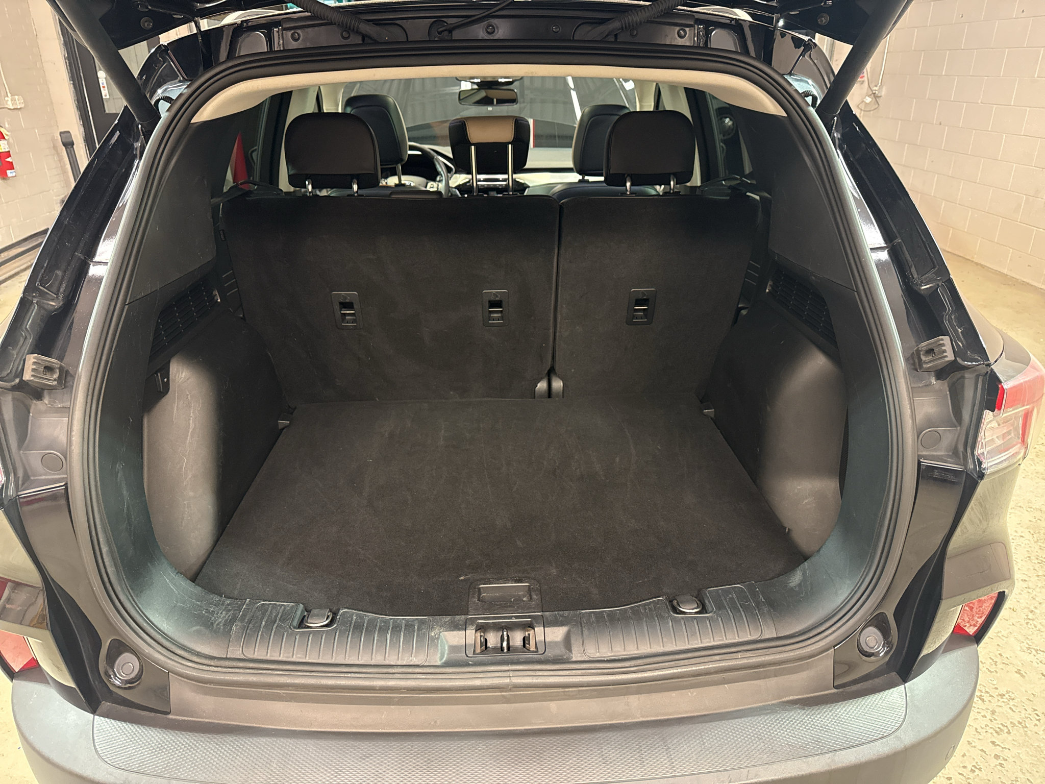 Used 2021 Ford Escape Titanium AWD/4WD image 33