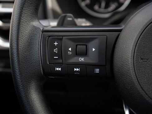 Used 2023 Nissan Rogue S AWD/4WD image 14
