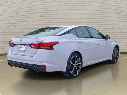 Certified 2025 Nissan Altima 2.5 SR FWD image 5