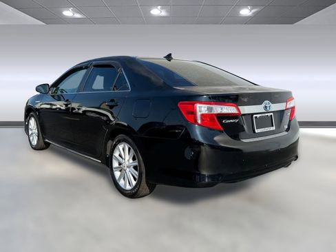 Used 2012 Toyota Camry XLE image 3