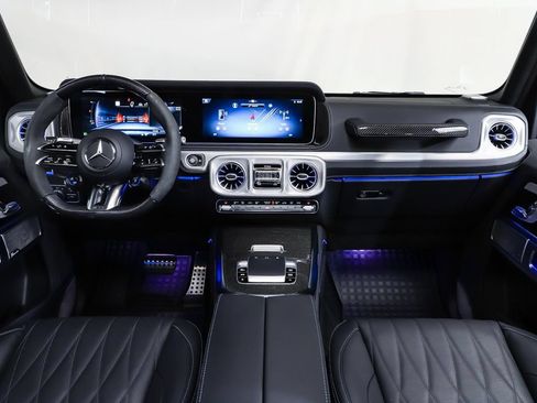 Certified 2025 Mercedes-Benz G 63 AMG 4MATIC image 7