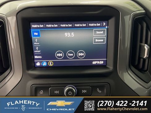 Used 2022 Chevrolet Silverado 2500 W/T AWD/4WD image 28