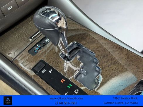 Used 2010 Lexus IS 350C RWD image 26
