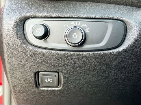 Used 2024 Chevrolet Blazer Premier w/ Driver Confidence II Package image 10