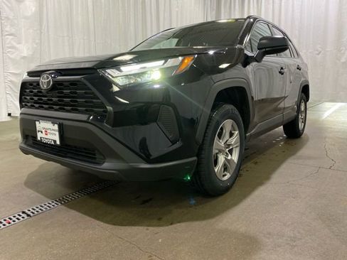 Certified 2025 Toyota RAV4 LE image 23
