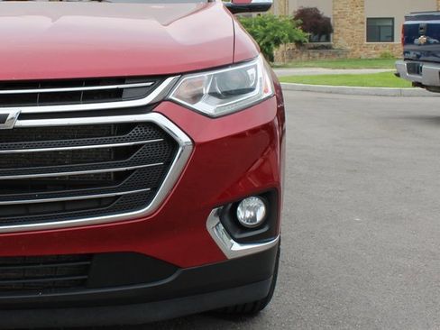 Used 2020 Chevrolet Traverse LT w/ Driver Confidence II Package image 47