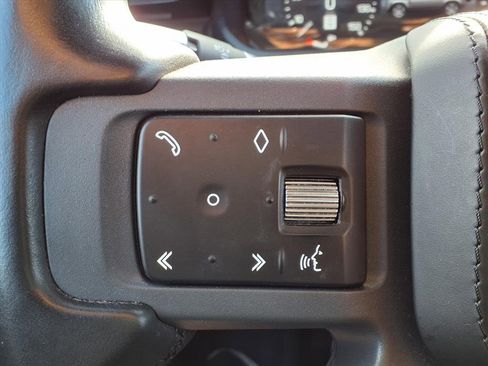 Used 2020 Land Rover Defender 110 X image 28