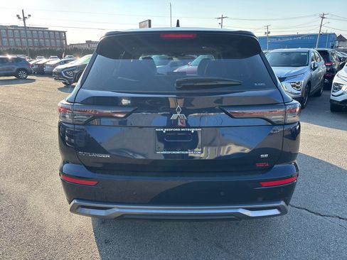 New 2026 Mitsubishi Outlander SE image 5