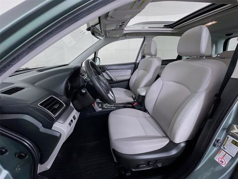 Used 2017 Subaru Forester 2.5i Premium w/ All-Weather Package image 24