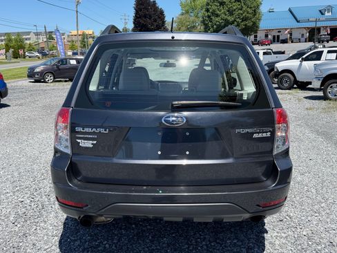 Used 2012 Subaru Forester 2.5X w/ Alloy Wheel Pkg AWD/4WD image 4