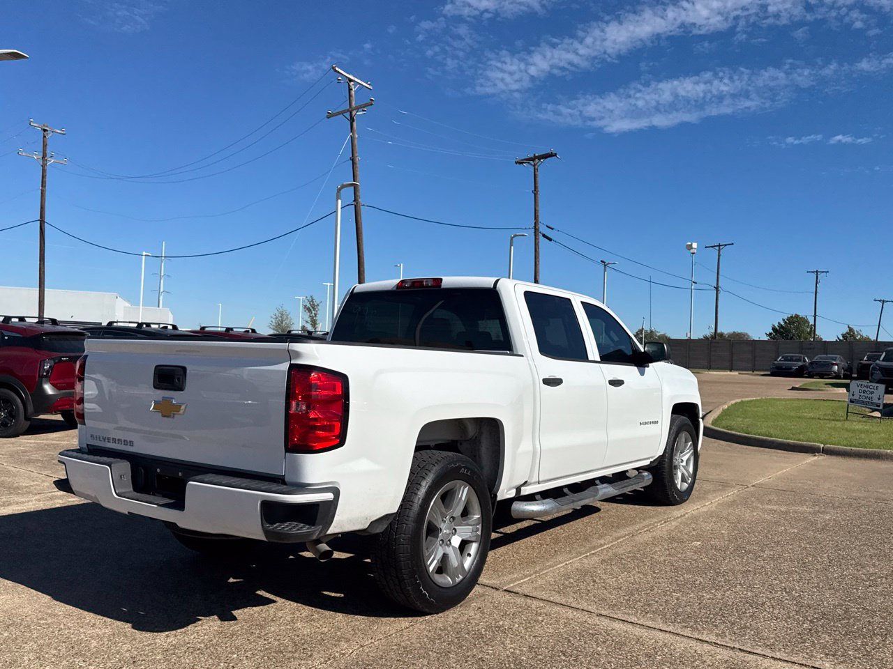 Used 2018 Chevrolet Silverado 1500 Custom w/ Custom Convenience Package RWD image 26