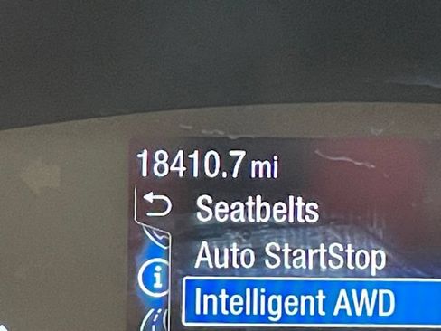 Used 2022 Ford Escape SE w/ SE Sport Appearance Package AWD/4WD image 2