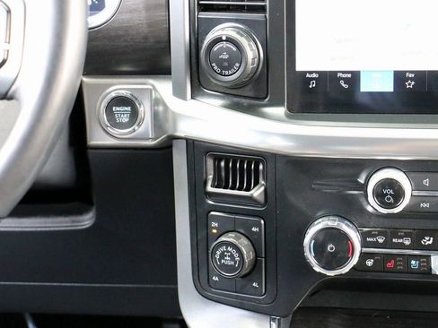 Certified 2024 Ford F150 Lariat w/ FX4 Off-Road Package image 32