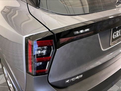 New 2026 Nissan Kicks S image 36