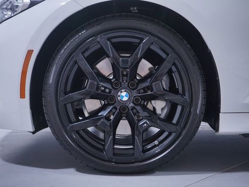 Used 2025 BMW 330i 330i w/ M Sport Package image 2