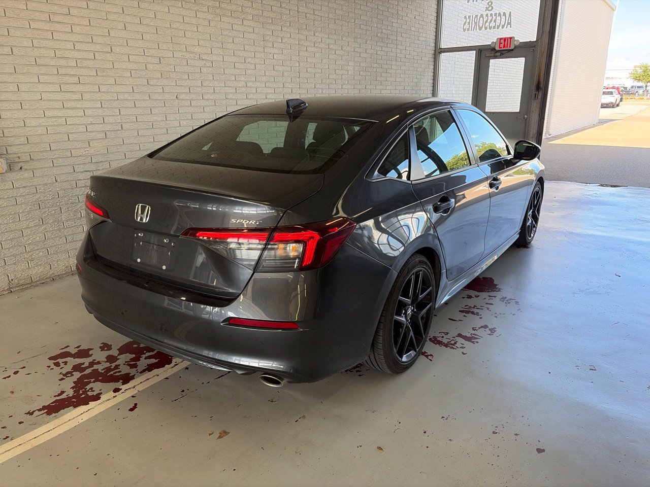 Used 2025 Honda Civic Sport image 3