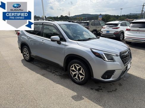 Used 2022 Subaru Forester Premium w/ Popular Package #1 AWD/4WD image 1