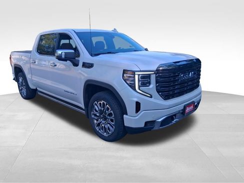 Used 2023 GMC Sierra 1500 Denali Ultimate AWD/4WD image 3
