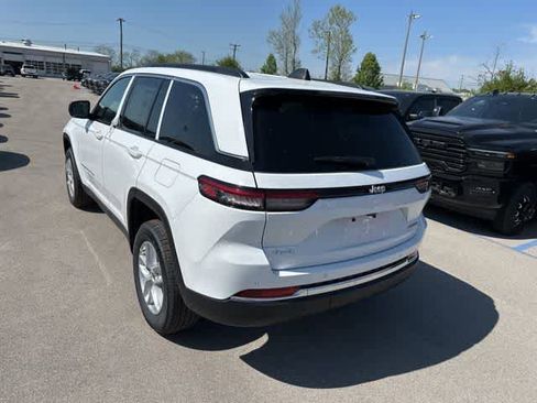 New 2026 Jeep Grand Cherokee Laredo X AWD/4WD image 10