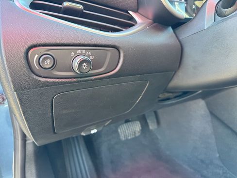 Used 2024 Chevrolet Malibu LT image 13