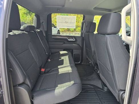 New 2026 GMC Sierra 2500 SLE w/ SLE Value Package; image 26