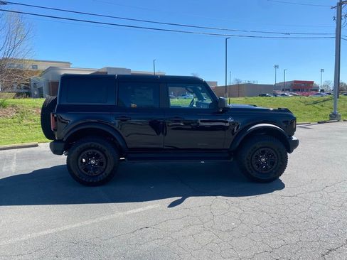 New 2026 Ford Bronco Outer Banks w/ Sasquatch Package image 9