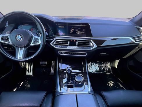 Used 2019 BMW X5 xDrive50i w/ M Sport Package AWD/4WD image 15