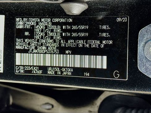 Used 2023 Lexus GX 460 Premium AWD/4WD image 34