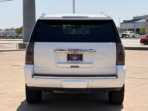 Used 2016 GMC Yukon Denali w/ Open Road Package AWD/4WD image 5