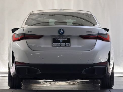 Used 2023 BMW i4 eDrive40 RWD image 9