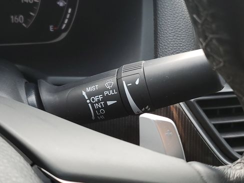 Used 2018 Honda Accord Sport image 15