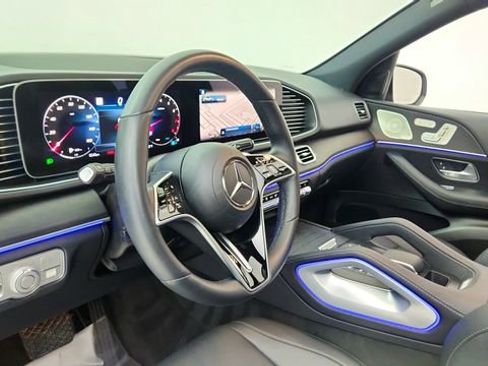 Used 2025 Mercedes-Benz GLE 350 4MATIC image 18