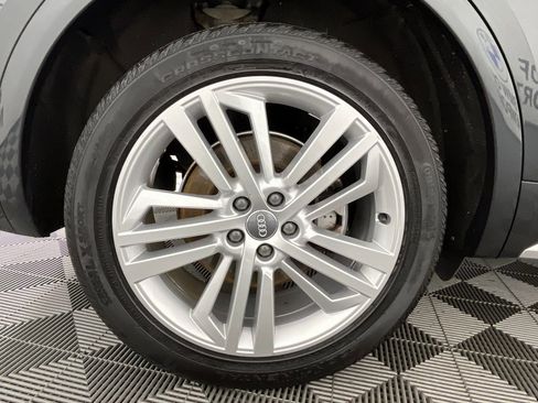 Used 2019 Audi Q5 2.0T Premium Plus w/ Premium Plus Package image 17