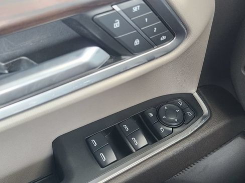 Used 2025 GMC Sierra 1500 SLT RWD image 22