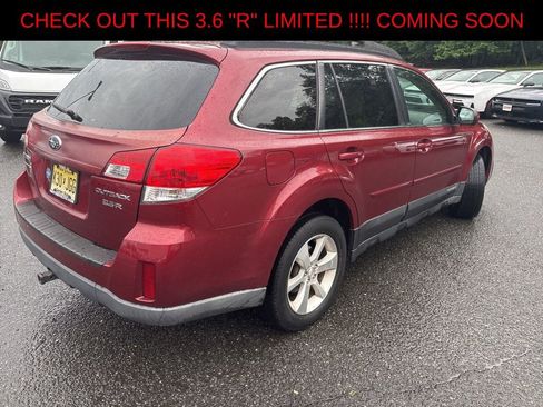 Used 2013 Subaru Outback 3.6R Limited w/ Moonroof Pkg AWD/4WD image 5