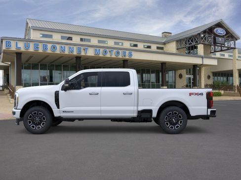 New 2025 Ford F250 Platinum AWD/4WD image 3