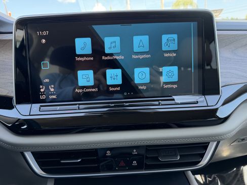 New 2026 Volkswagen Atlas SE image 17