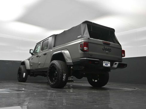 Used 2021 Jeep Gladiator Sport AWD/4WD image 54