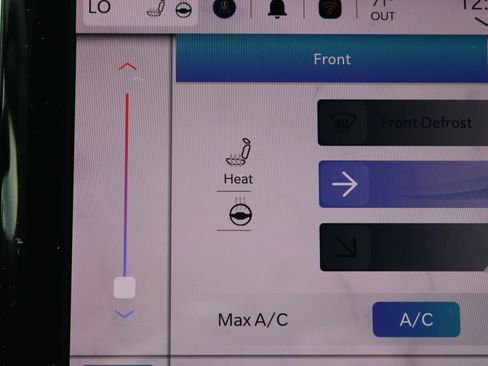 Used 2023 Jeep Grand Cherokee L Limited w/ Black Appearance Package image 25