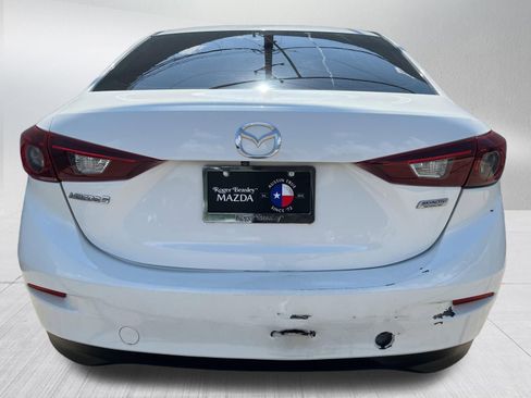 Used 2016 MAZDA MAZDA3 i Sport w/ Preferred Equipment Package FWD image 5