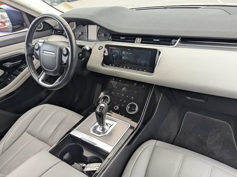 Used 2020 Land Rover Range Rover Evoque S AWD/4WD image 32